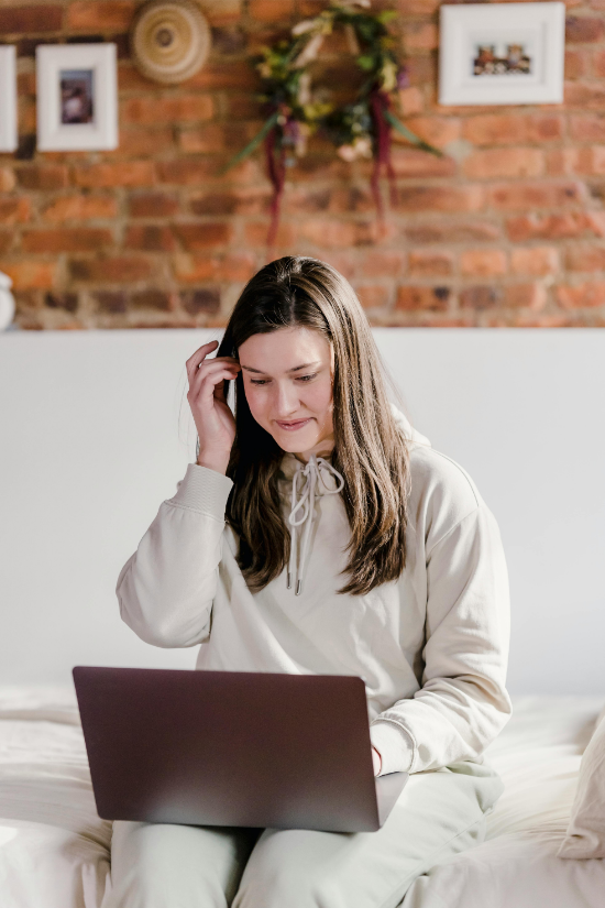 girl on computer